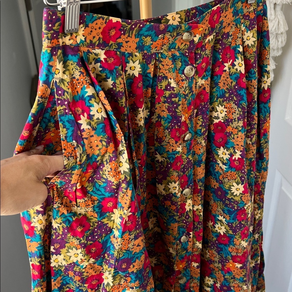 Vintage VTG Floral Print Midi Circle Skirt by Liz Sport Size 12 / XL - Picture 4 of 8